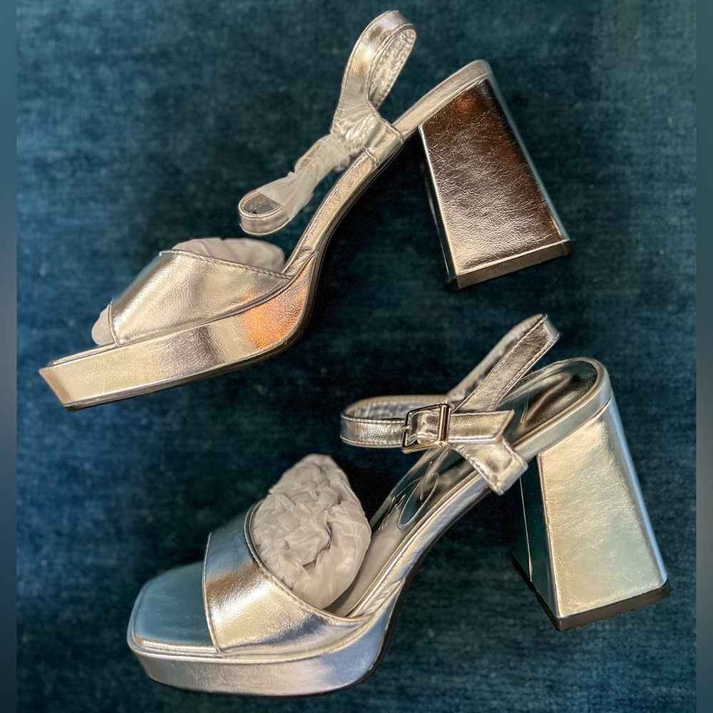 NWT London Rag Lofty Metallic Block Heel Platform Sandals in Silver - Size 8 US - Picture 6 of 11
